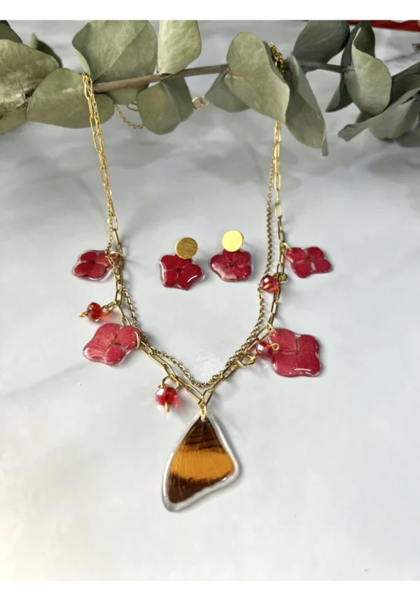 Collar multi dijes flores rojas ala naranja Collar multi dijes flores rojas ala naranja