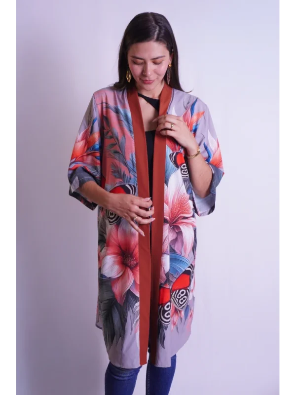 Kimono claro mariposa 89 (2) Kimono claro mariposa 89