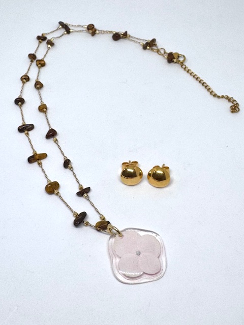 IMG_3495 Conjunto Flor suspendida blanco-lila