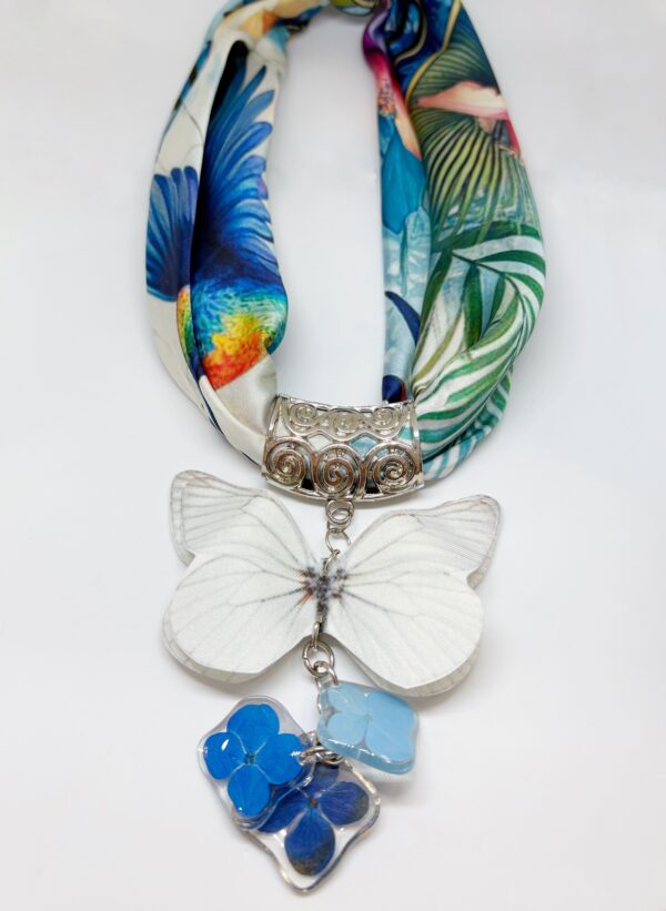 Dije pañoleta Mariposa grande