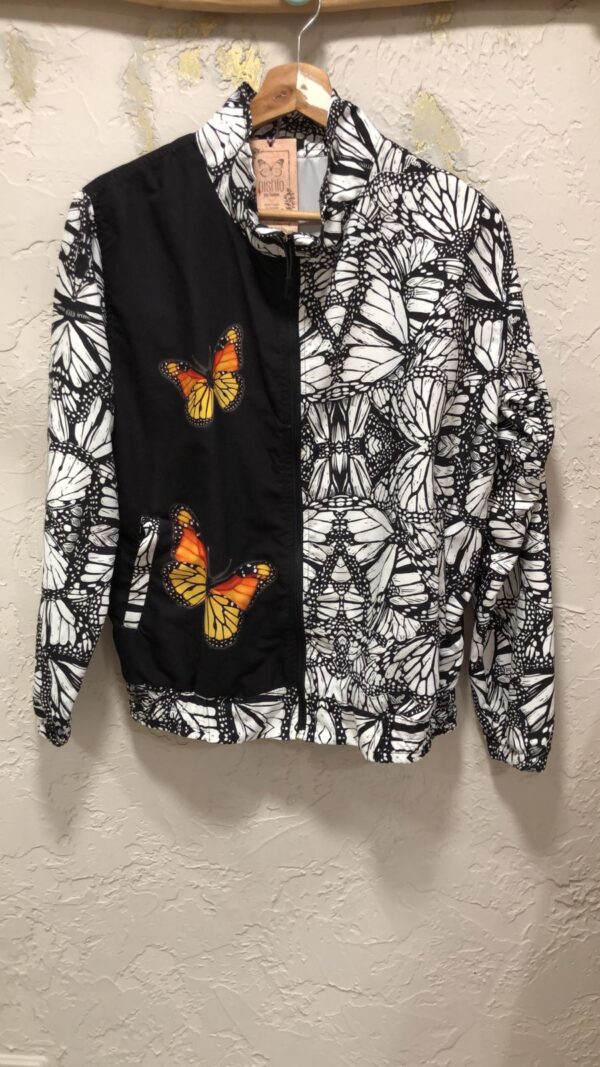 Chaqueta monarca blanco y negro
