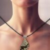 collar ala y cuerito
