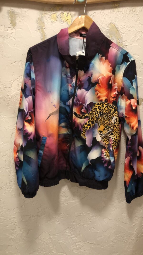 Chaqueta morada jaguar