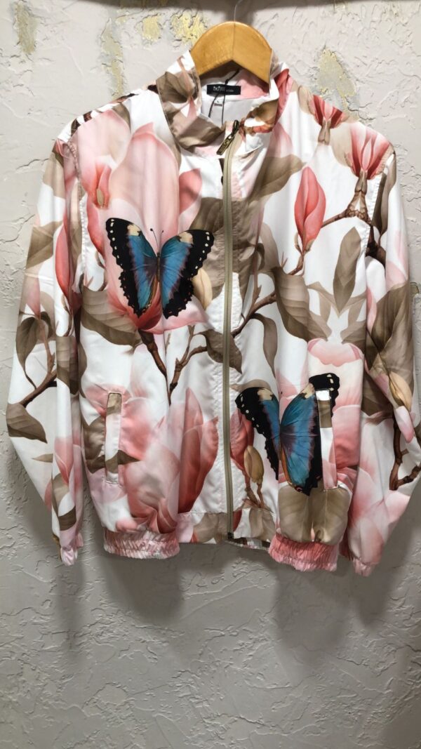 d95a1a21-cd73-4243-8c8f-274281955645 Chaqueta Morpho heleneor