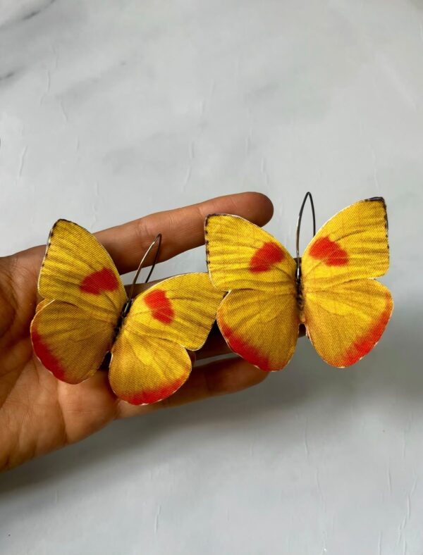 Aretes Colombia. Mariposas tela