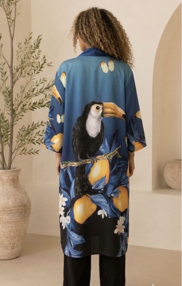10cf1d8a-ee12-4e20-9862-4e3a97e7dd72 Kimono tucán