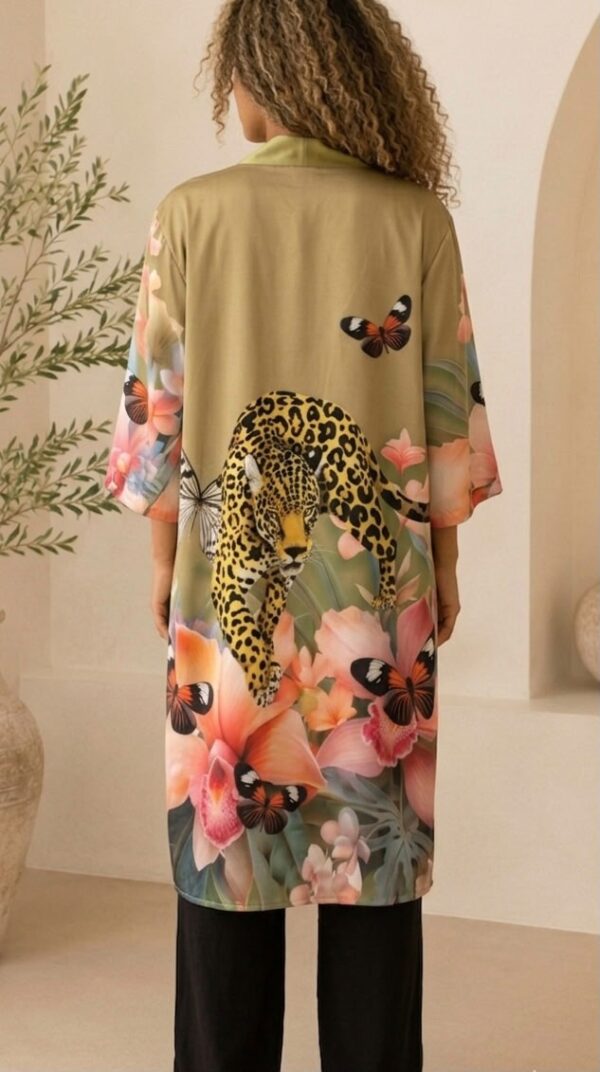 59d71d1b-0b0b-4e04-9734-a8eb209c6bd2 Kimono jaguar