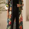 f1c2f117-483e-4000-aac7-f6edc7c88190 Kimono colibrí en negro