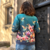 E040B372-FBD9-4950-BBA9-495471901615 chaqueta pana aguamarina colibrí